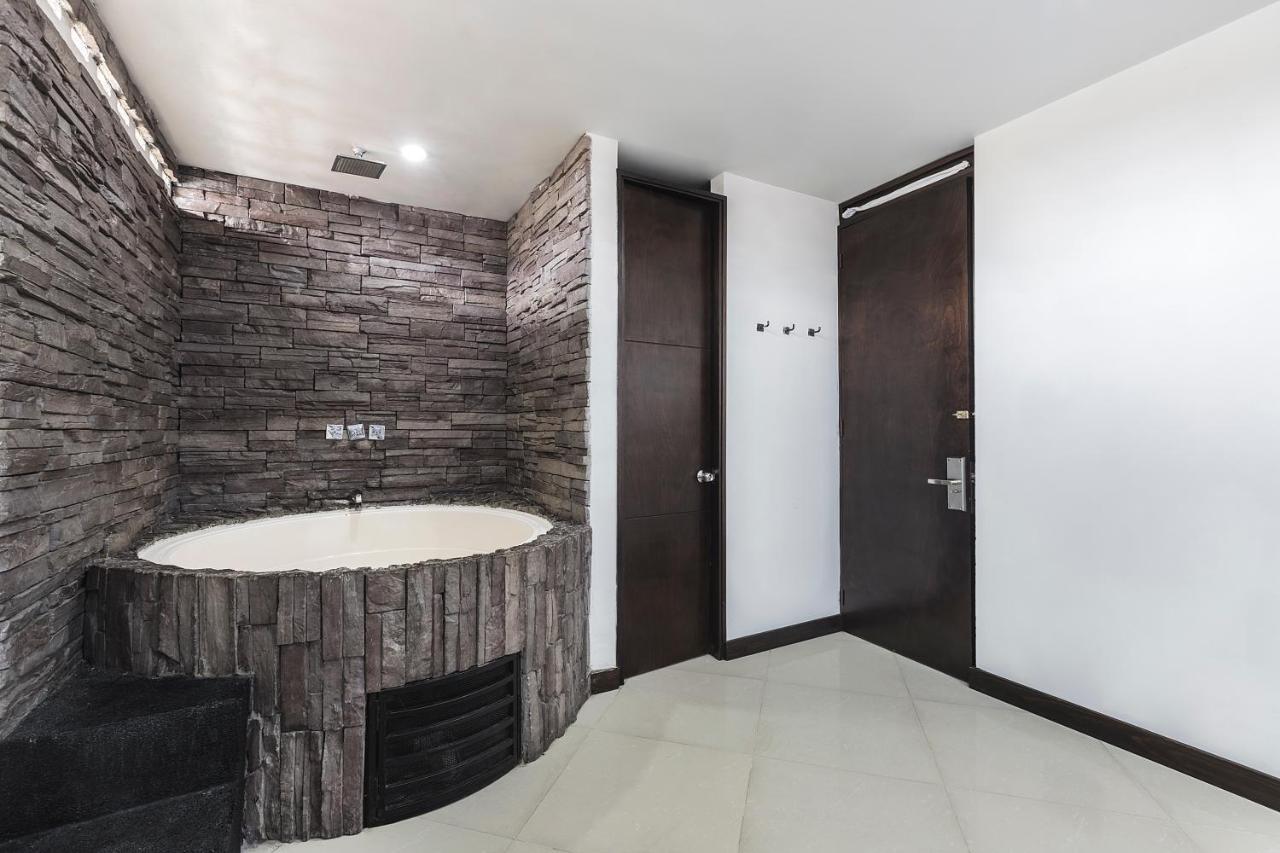 Hotel Kong Меделин Екстериор снимка